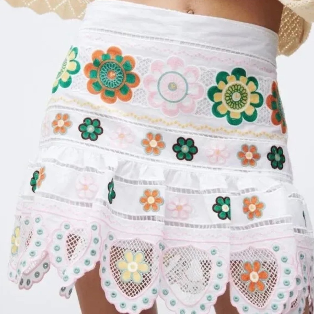Zara Embroidered Summer Mini Skirt